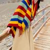 Xale Aconchegante de Viagem com Design de Borlas Tibetanas Tibetan Tassel Design Cozy Travel Shawl
