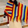 Xale Aconchegante de Viagem com Design de Borlas Tibetanas Tibetan Tassel Design Cozy Travel Shawl