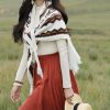 Chal de Borlas con Rayas Triangulares Tibetanas Tibetan Triangular Striped Tassel Shawl