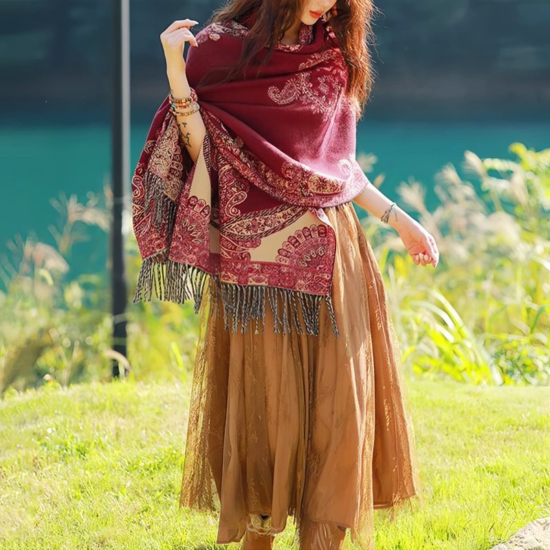 Chale con Estampado de Hojas de Vid Tibetano Tibetan Vine Leaves Pattern Shawl