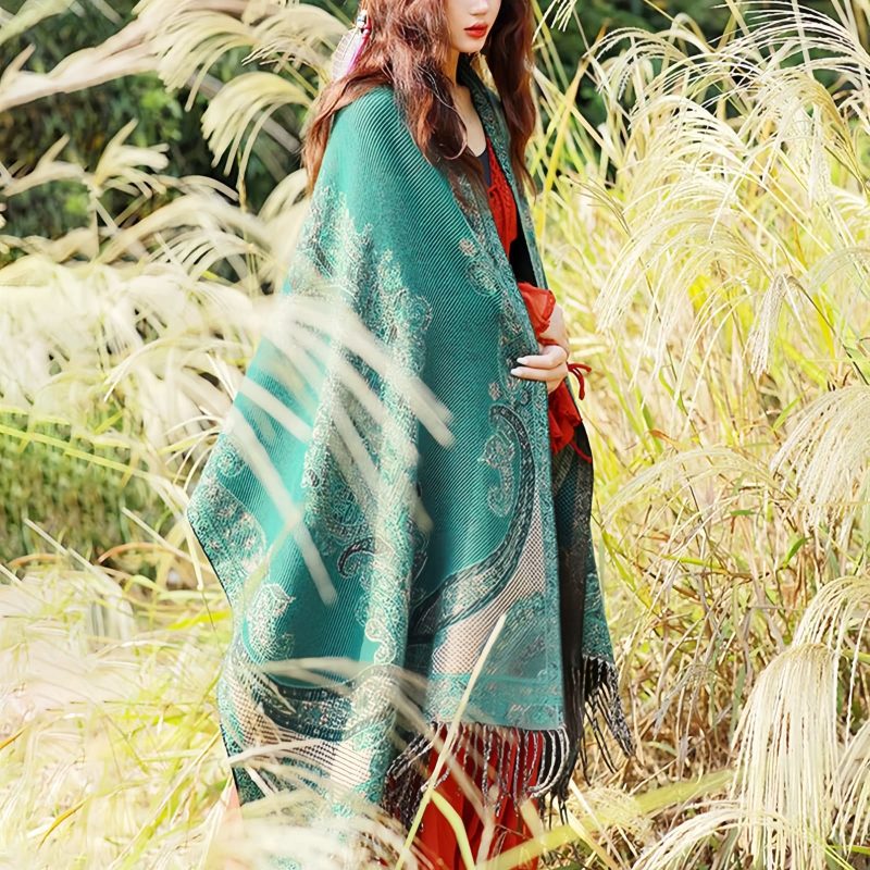 Chale con Estampado de Hojas de Vid Tibetano Tibetan Vine Leaves Pattern Shawl