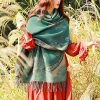 Chale con Estampado de Hojas de Vid Tibetano Tibetan Vine Leaves Pattern Shawl