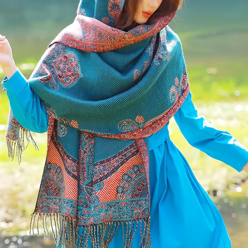 Chale con Estampado de Hojas de Vid Tibetano Tibetan Vine Leaves Pattern Shawl