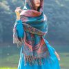Chale con Estampado de Hojas de Vid Tibetano Tibetan Vine Leaves Pattern Shawl