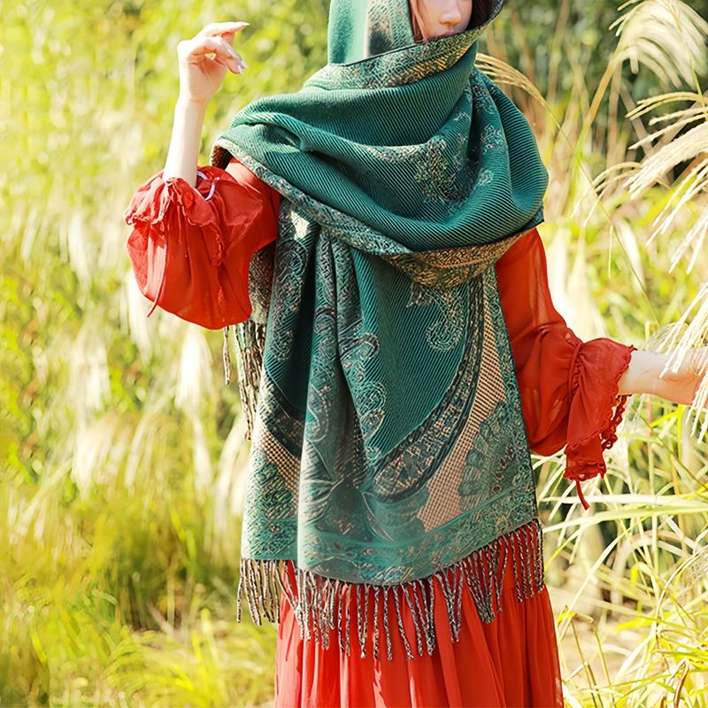 Chale con Estampado de Hojas de Vid Tibetano Tibetan Vine Leaves Pattern Shawl