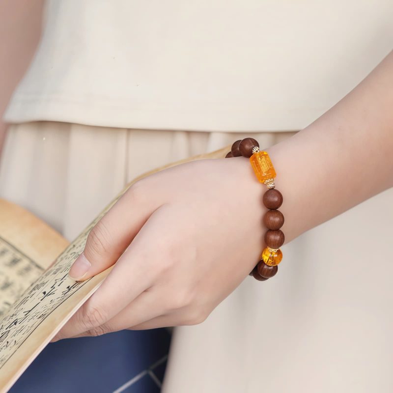 Pulsera Tibetana de Madera Zhennan Om Mani Padme Hum Tibetan Zhennan Wood Om Mani Padme Hum Bracelet