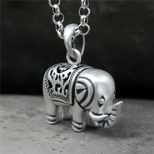 Collar con colgante de elefante de plata 990: símbolo de fuerza Collar con colgante de elefante de plata 990: símbolo de fuerza