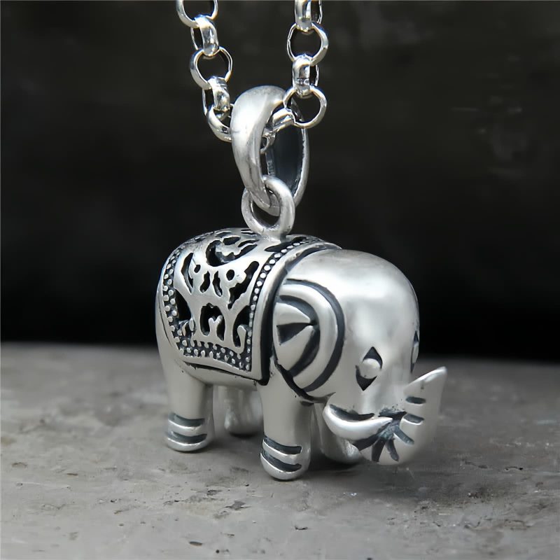 Collar con colgante de elefante de plata 990: símbolo de fuerza 990 Silver Elephant Strength Necklace Pendant