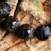 سوار يد من خشب الأبنوس المنقوش بتصميم يين ويانغ على شكل قرع Ebony Wood Yin Yang Engraved Gourd Balance Bracelet