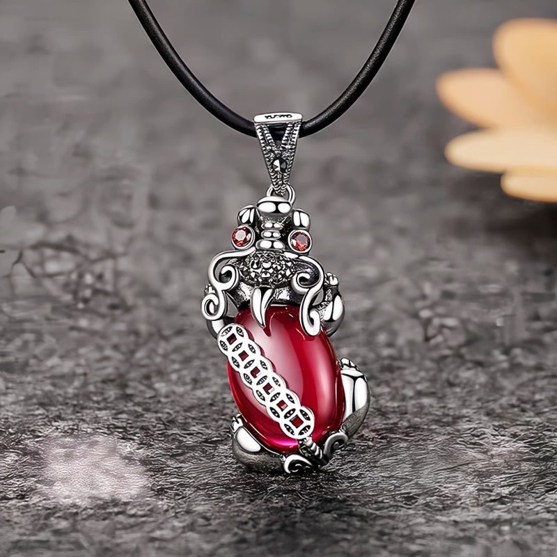 Collar con Pixiu y Granate para la Abundancia y la Buena Suerte Garnet PiXiu Wealth Luck Necklace