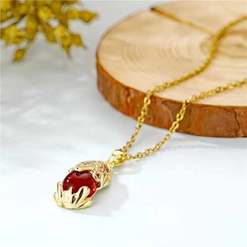Collar de la Fortuna Pixiu con Granate Natural Collar de la Fortuna Pixiu con Granate Natural