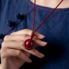 Collar con dije de cinabrio tibetano Om Mani Padme Hum Tibetan Cinnabar Om Mani Padme Hum Pendant Necklace