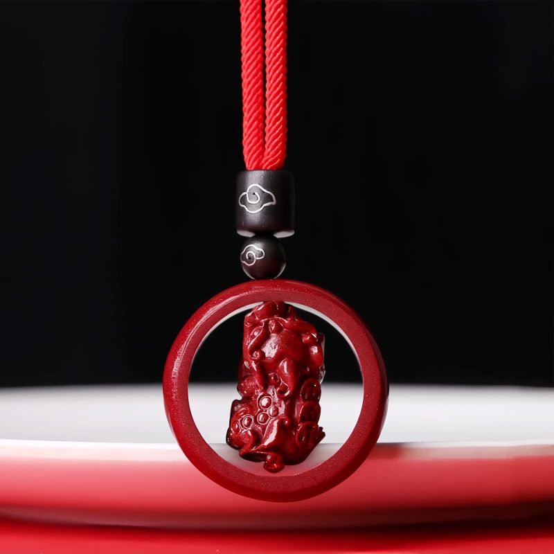 Collar con dije de cinabrio tibetano Om Mani Padme Hum Tibetan Cinnabar Om Mani Padme Hum Pendant Necklace