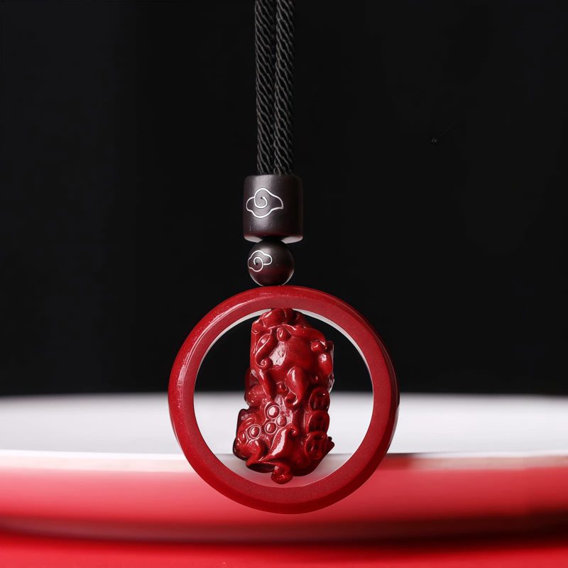 Collar con dije de cinabrio tibetano Om Mani Padme Hum Tibetan Cinnabar Om Mani Padme Hum Pendant Necklace