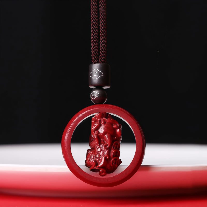 Collar con dije de cinabrio tibetano Om Mani Padme Hum Tibetan Cinnabar Om Mani Padme Hum Pendant Necklace
