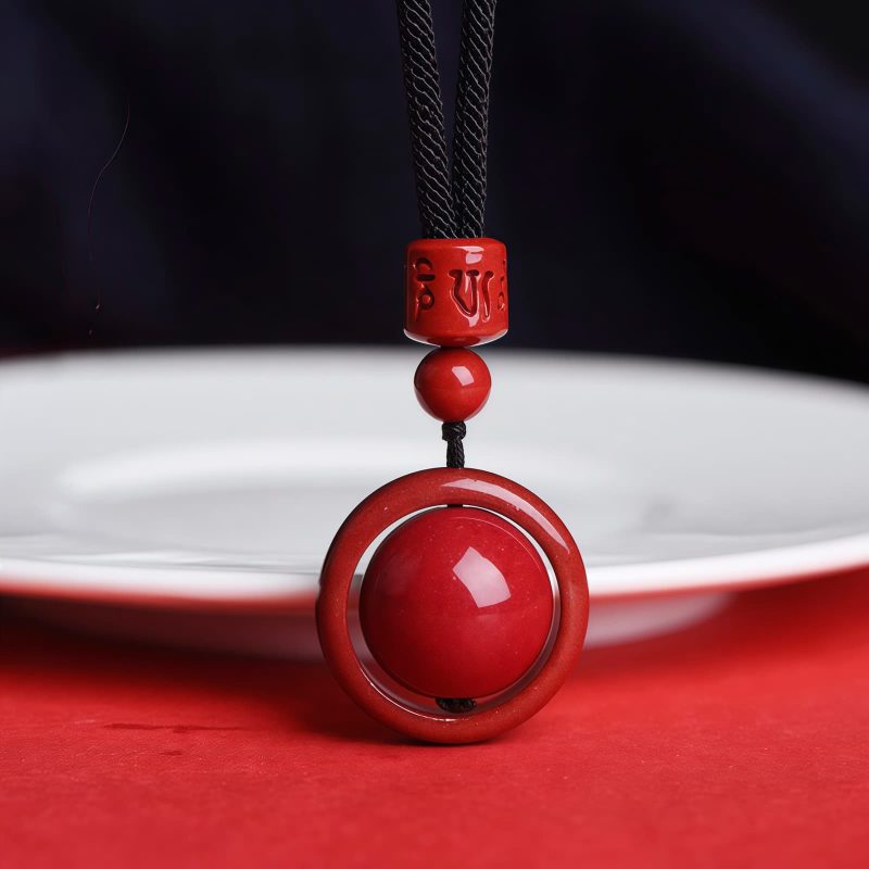 Collar con dije de cinabrio tibetano Om Mani Padme Hum Tibetan Cinnabar Om Mani Padme Hum Pendant Necklace