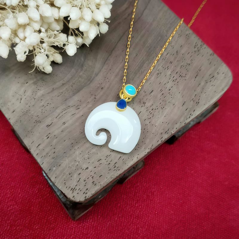 Colar Pingente de Elefante de Jade Branco para Sorte White Jade Elephant Luck Pendant Necklace