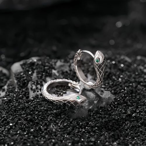 Aretes de Serpiente de Ojo Verde en Plata 925 Aretes de Serpiente de Ojo Verde en Plata 925