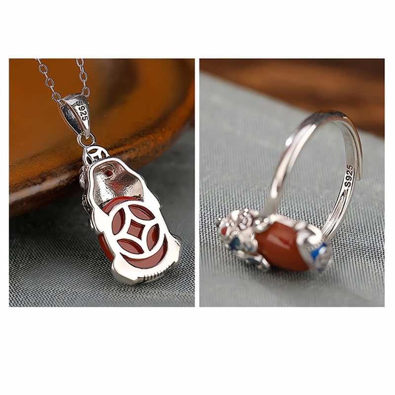 Conjunto de Colar e Anel Protetor em Prata 925 com PiXiu 925 Silver PiXiu Protection Necklace and Ring Set