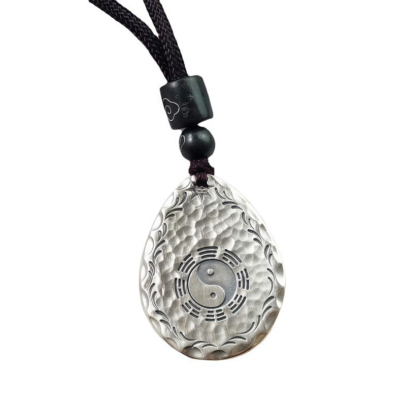 Collar con dije de gota de agua Yin Yang en plata 999 999 Silver Yin Yang Water Drop Pendant