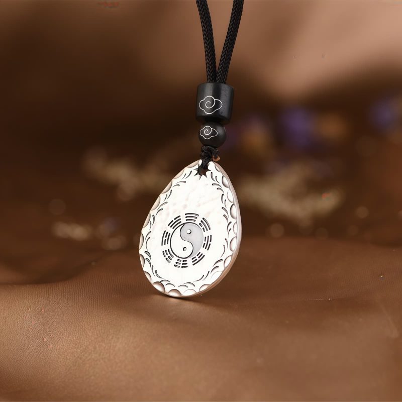 Collar con dije de gota de agua Yin Yang en plata 999 999 Silver Yin Yang Water Drop Pendant
