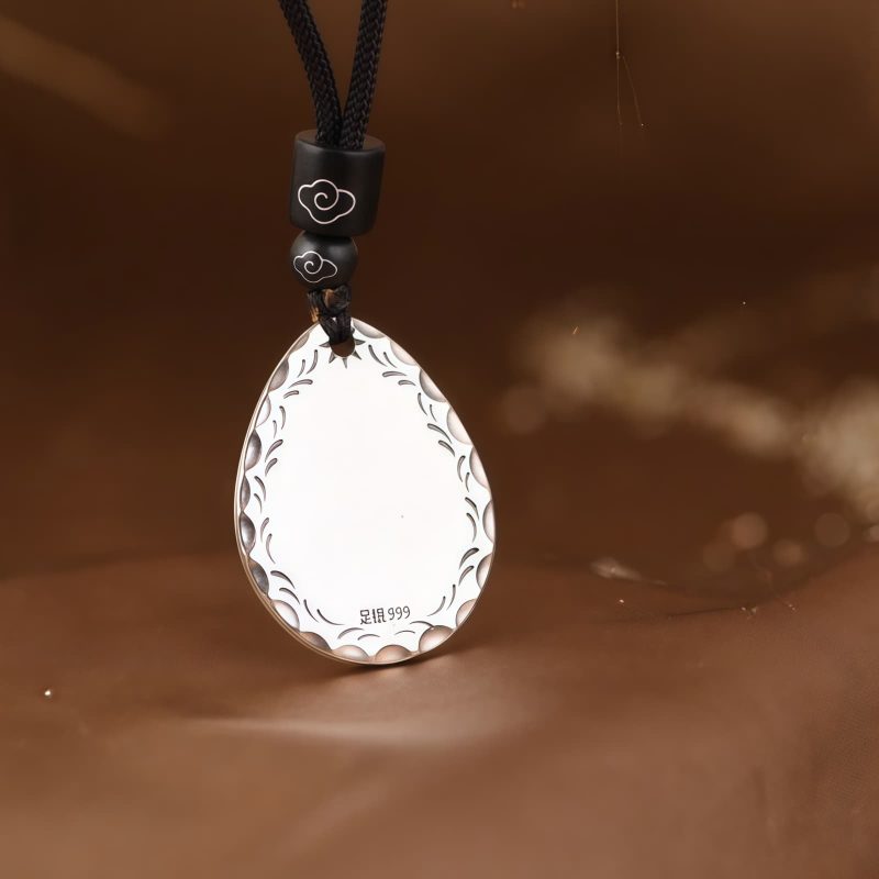 Collar con dije de gota de agua Yin Yang en plata 999 999 Silver Yin Yang Water Drop Pendant