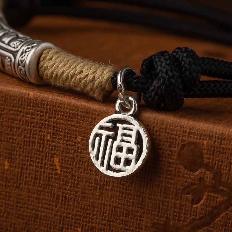 Pulsera de la Suerte Tibetana Om Mani Padme Hum en Plata de Ley 999 999 Sterling Silver Tibet Om Mani Padme Hum Luck Bracelet