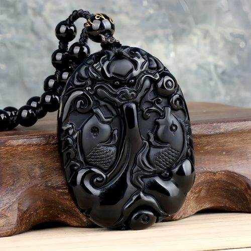 Collar con dije de pez Koi de obsidiana negra: símbolo de fuerza Collar con dije de pez Koi de obsidiana negra: símbolo de fuerza
