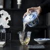 Juego de Tazas de Té de Porcelana Azul y Blanca con Loto y Pez Koi Blue And White Porcelain Lotus Koi Fish Teacup Set