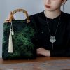 حقيبة يد من الخيزران مزينة برسومات سمكة الكوي والفراشة Butterfly Koi Fish Bamboo Handle Handbag