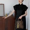 حقيبة يد من الخيزران مزينة برسومات سمكة الكوي والفراشة Butterfly Koi Fish Bamboo Handle Handbag