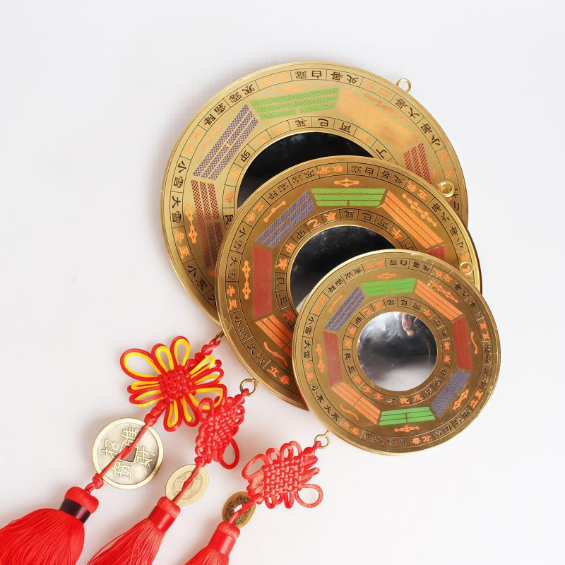 Mapa Bagua Chino de Cobre con Diseño de Nudos Chinese Copper Bagua Map with Knotting Design