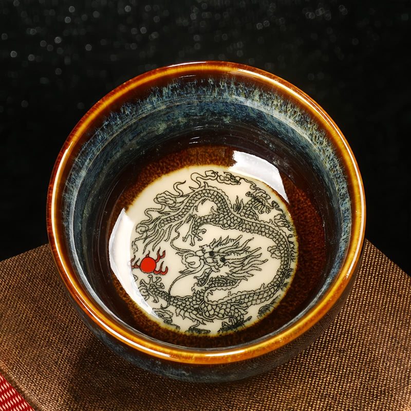 Tazón de té de cerámica Jianzhan chino con diseño de Loto, Dragón y Fénix Chinese Jianzhan Ceramic Teacup with Lotus Dragon Phoenix Design