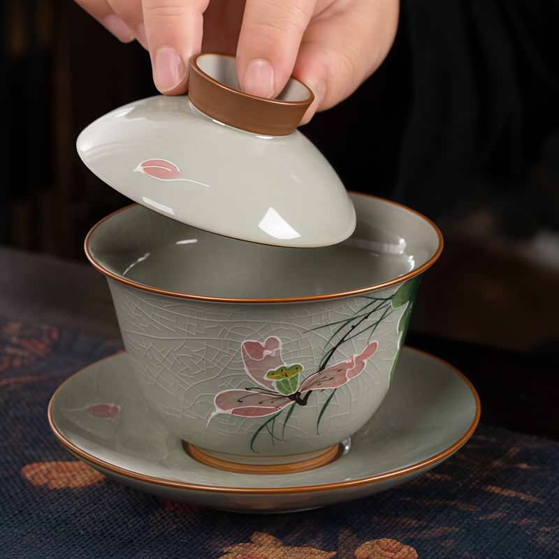 Juego de Taza de Té Gaiwan de Cerámica China con Pez Koi, Plato y Tapa Chinese Ceramic Gaiwan Koi Fish Teacup Set with Saucer and Lid