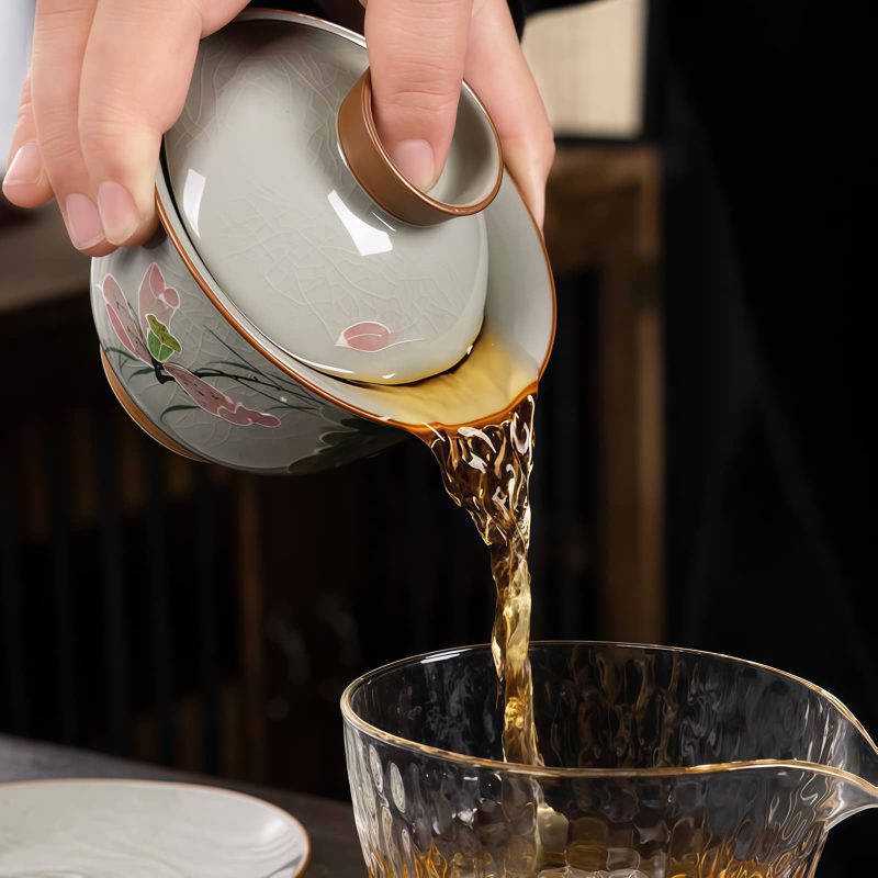 Juego de Taza de Té Gaiwan de Cerámica China con Pez Koi, Plato y Tapa Chinese Ceramic Gaiwan Koi Fish Teacup Set with Saucer and Lid