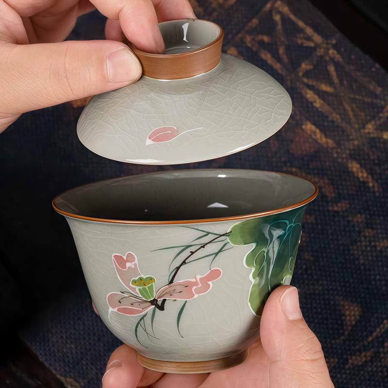 Juego de Taza de Té Gaiwan de Cerámica China con Pez Koi, Plato y Tapa Chinese Ceramic Gaiwan Koi Fish Teacup Set with Saucer and Lid