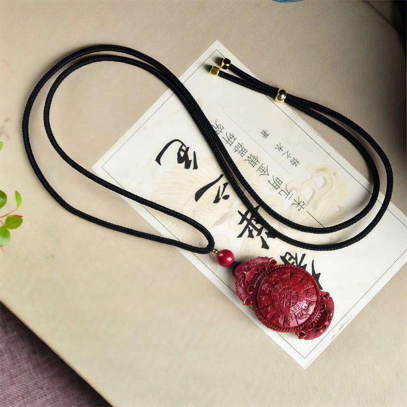Collar con colgante de cinabrio: Buda sonriente, Yin Yang Cinnabar Laughing Buddha Yin Yang Pendant Necklace