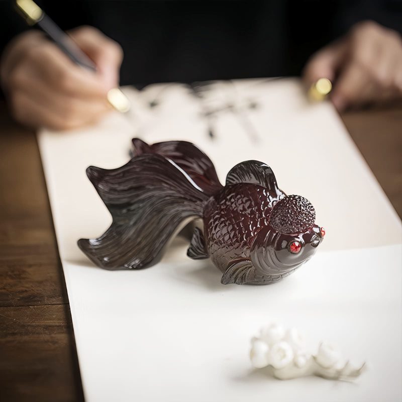 色が変わる鯉の魚レジンフィギュア Color Changing Koi Fish Resin Figurine