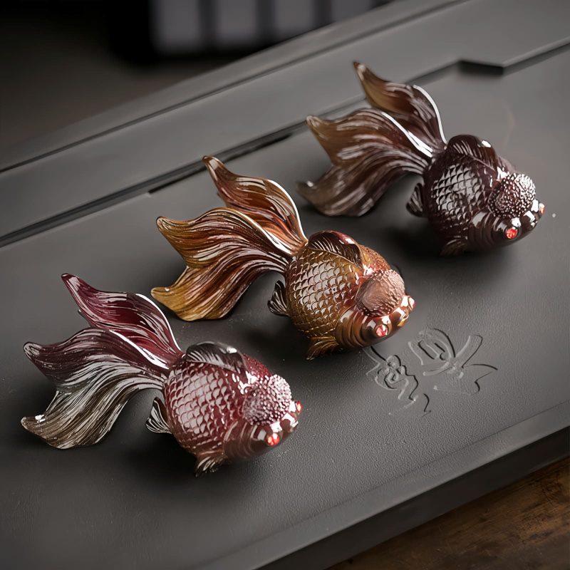色が変わる鯉の魚レジンフィギュア Color Changing Koi Fish Resin Figurine