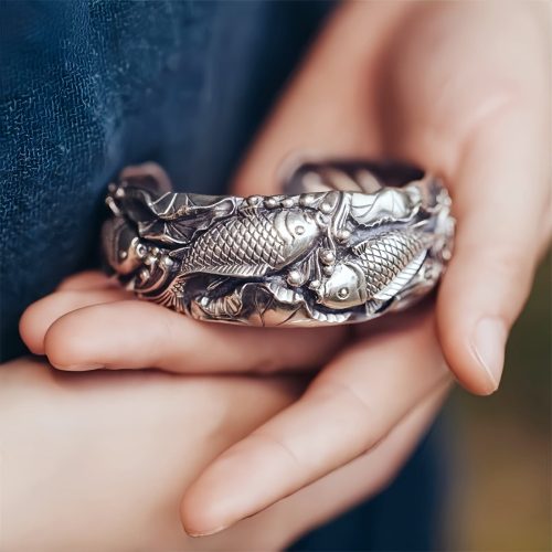 Pulsera de la Riqueza con Carpas Koi y Loto, Bañada en Cobre Pulsera de la Riqueza con Carpas Koi y Loto, Bañada en Cobre
