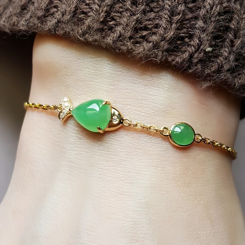 Pulsera de Fuerza con Koi de Calcedonia Verde Green Chalcedony Koi Fish Strength Bracelet