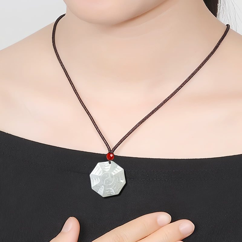 Collar con dije de Jade Natural Bagua Yin Yang Natural Jade Bagua Yin Yang Pendant Necklace