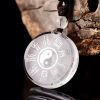 Colgante de Cristal Liuli Yin Yang de las Cinco Montañas Sagradas Taoístas Taoist Five Sacred Mountains Yin Yang Liuli Crystal Pendant