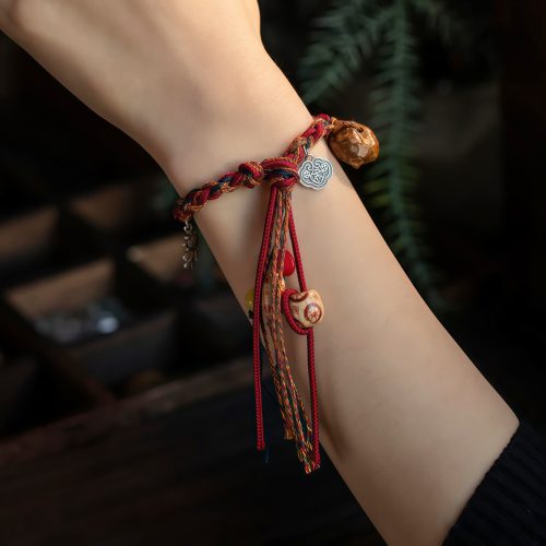 Pulsera de Hilo Tibetana con Carpa Koi de Colores Pulsera de Hilo Tibetana con Carpa Koi de Colores