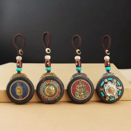 Llavero de Concha Tibetana Om Mani Padme Hum Llavero de Concha Tibetana Om Mani Padme Hum
