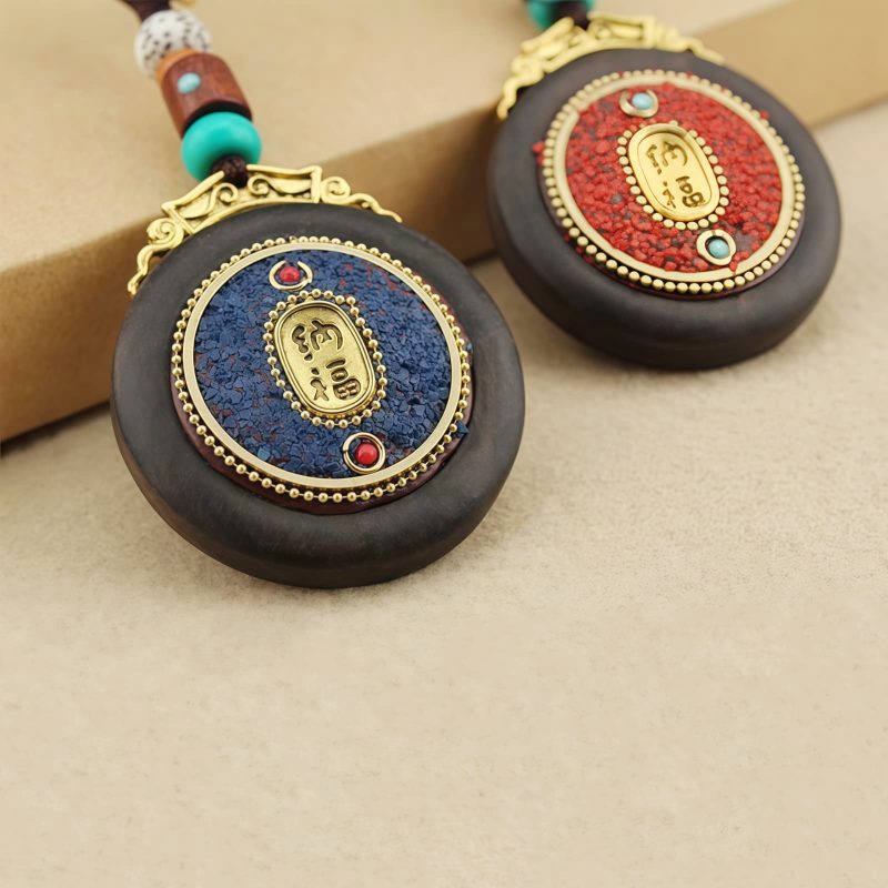 Llavero de Concha Tibetana Om Mani Padme Hum Tibetan Conch Om Mani Padme Hum Key Chain