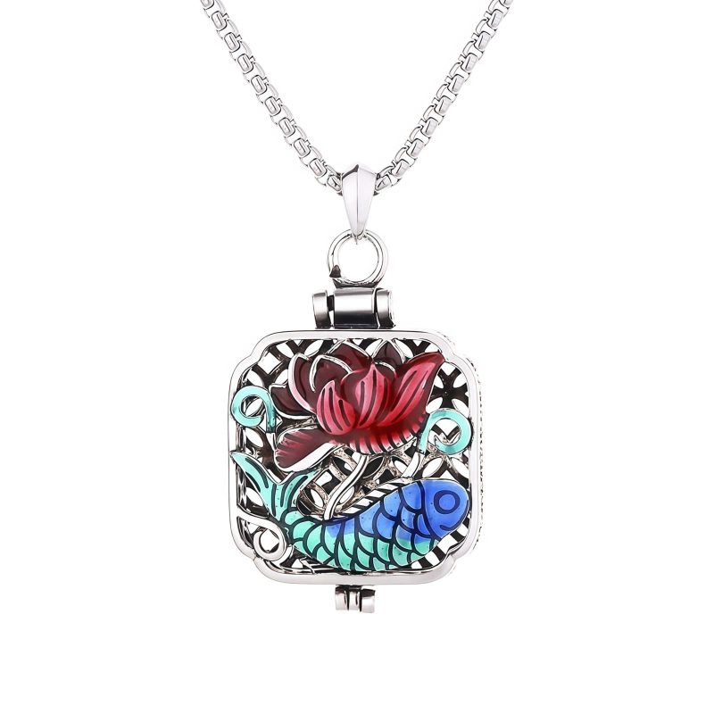 قلادة تعويذة سمك الكوي واللوتس النيبالية من النحاس Tibetan Copper Koi Fish Lotus Luck Ghau Pendant Necklace