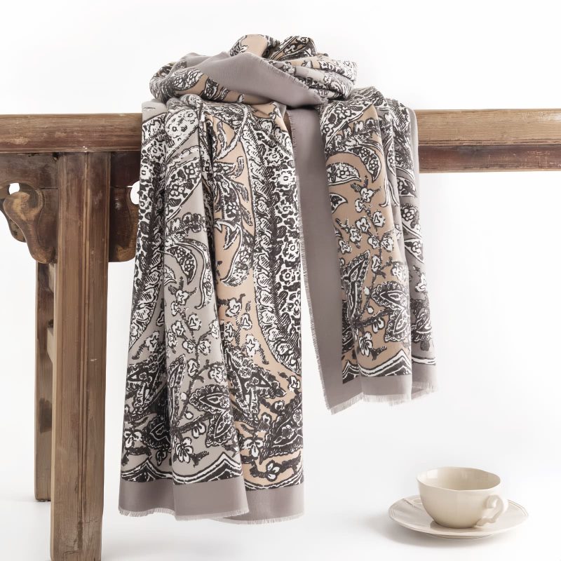 Chal envolvente con estampado floral tibetano Tibetan Floral Pattern Shawl Wrap