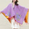 ポケット付きチベット幾何学模様マント Tibetan Geometric Mandala Shawl with Pockets