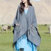 ポケット付きチベット幾何学模様マント Tibetan Geometric Mandala Shawl with Pockets